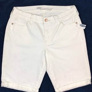 NWT Old Navy Sweetheart Fit Bermuda Shorts